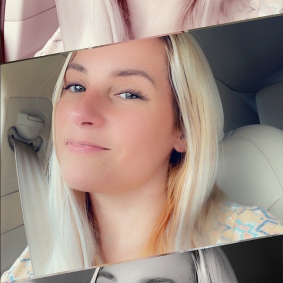 Meet Your Fellow Posh Addict 💜 - Picture 4 of 9